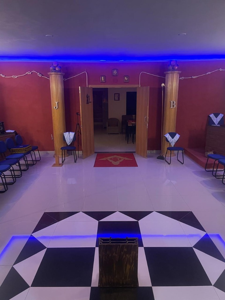 Ocidente do Templo GOIB